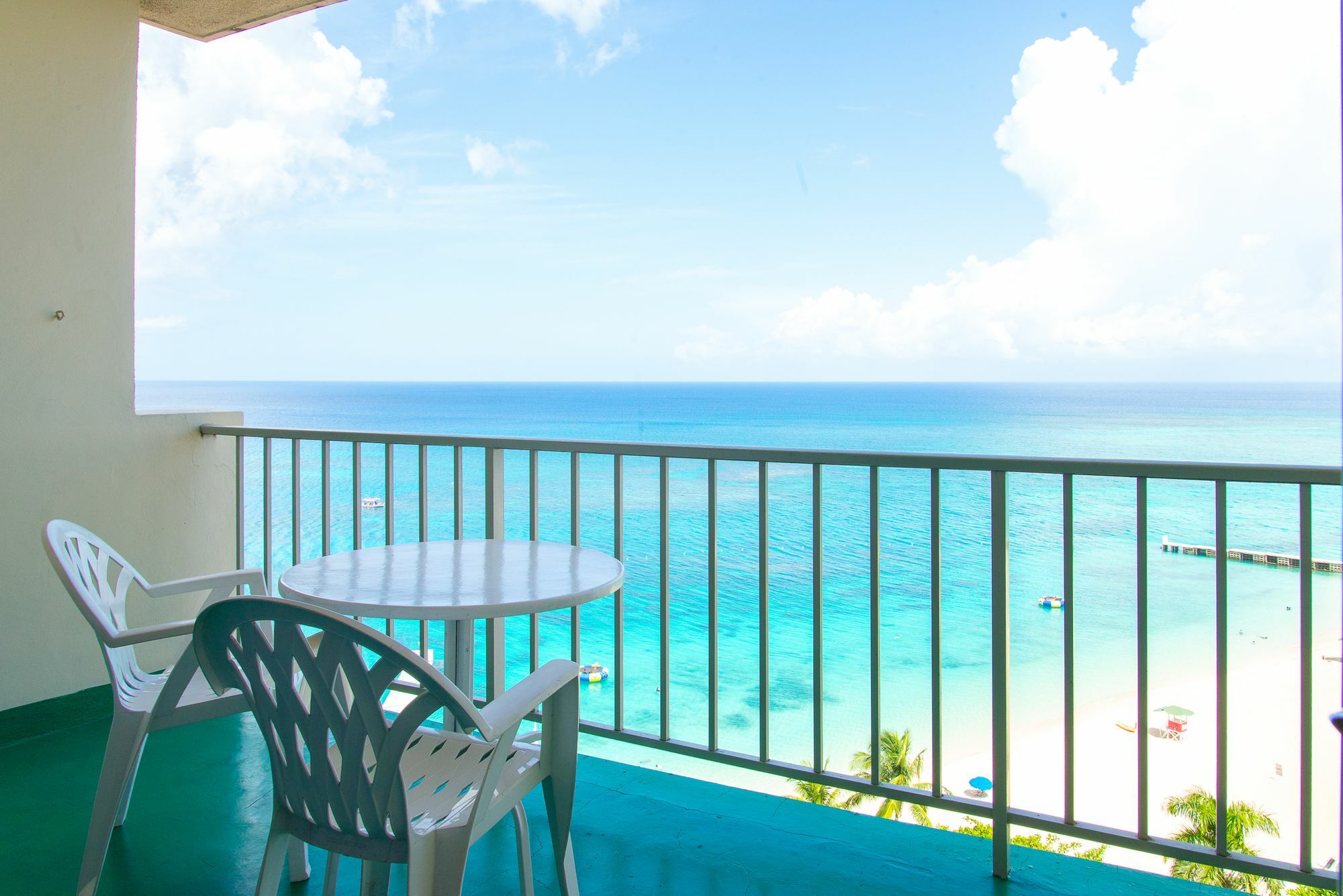 Montego Bay Club Apartments 外观 照片